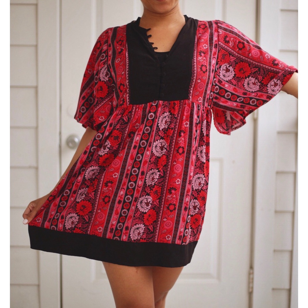 Adorable Vintage Summer Dress